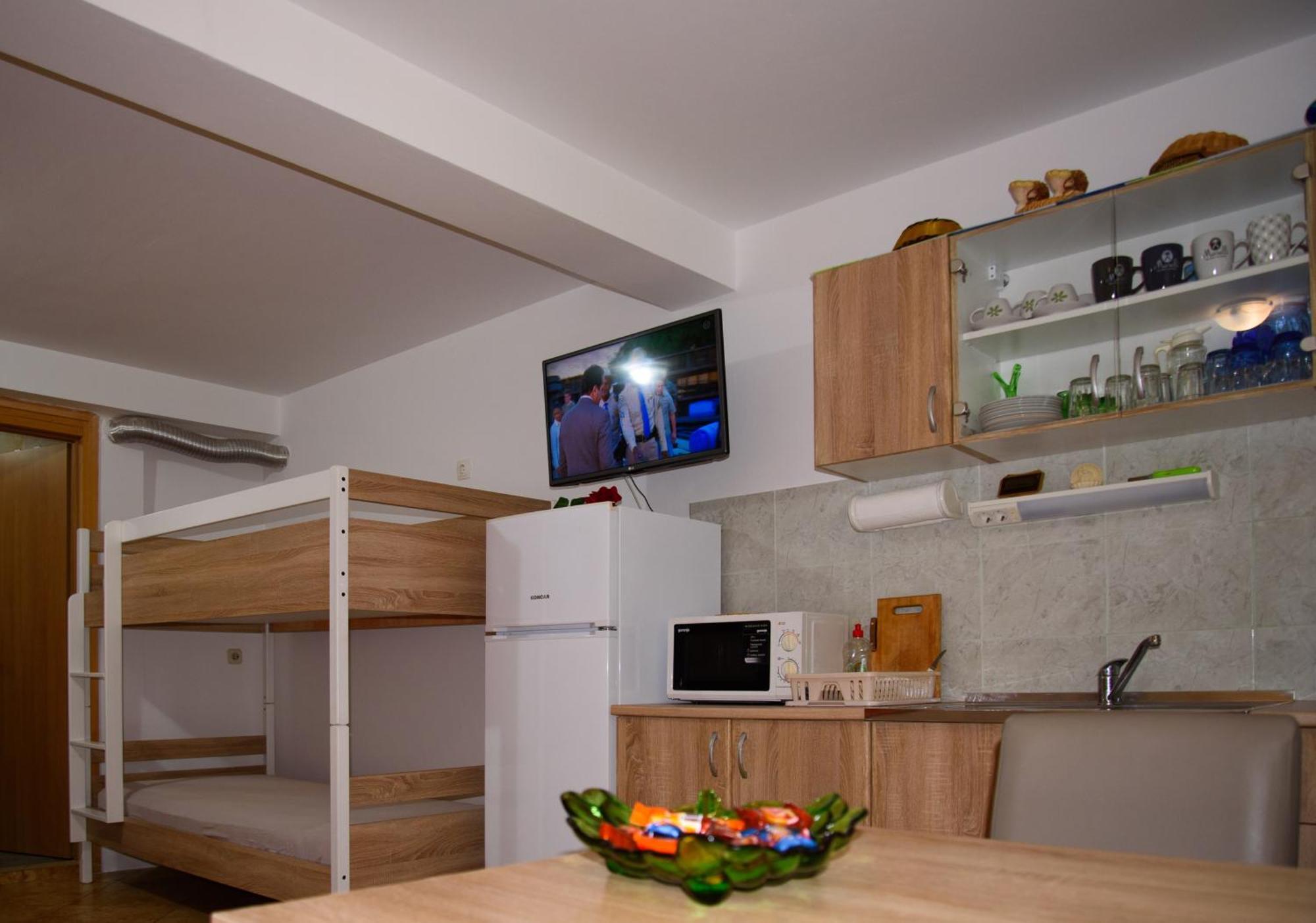 Apartments Cvitini Dvori Garjak Vrlika 외부 사진